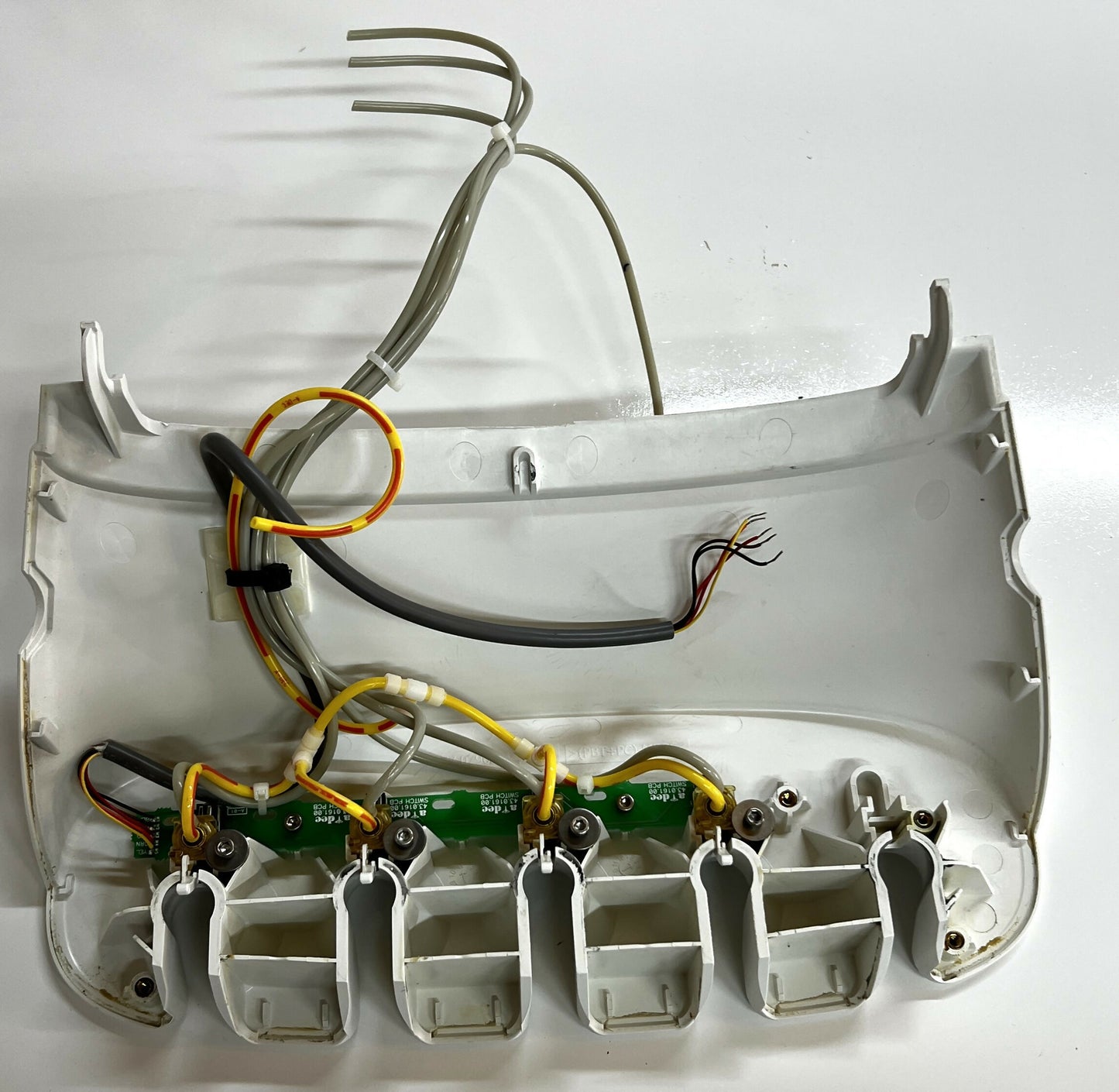 A-DEC 332 Holder Valve Assembly